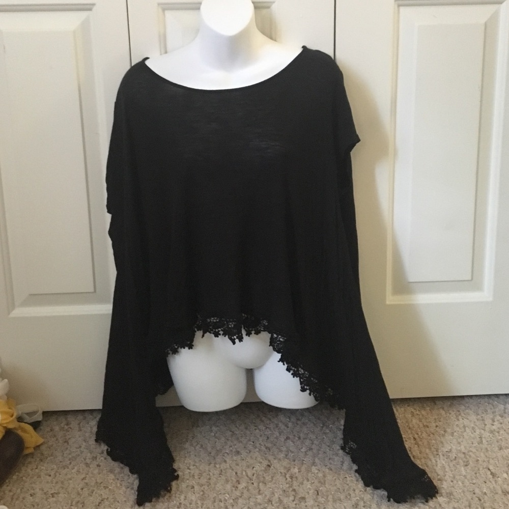 Black Women's Lace-Hem Long Sleeve Top